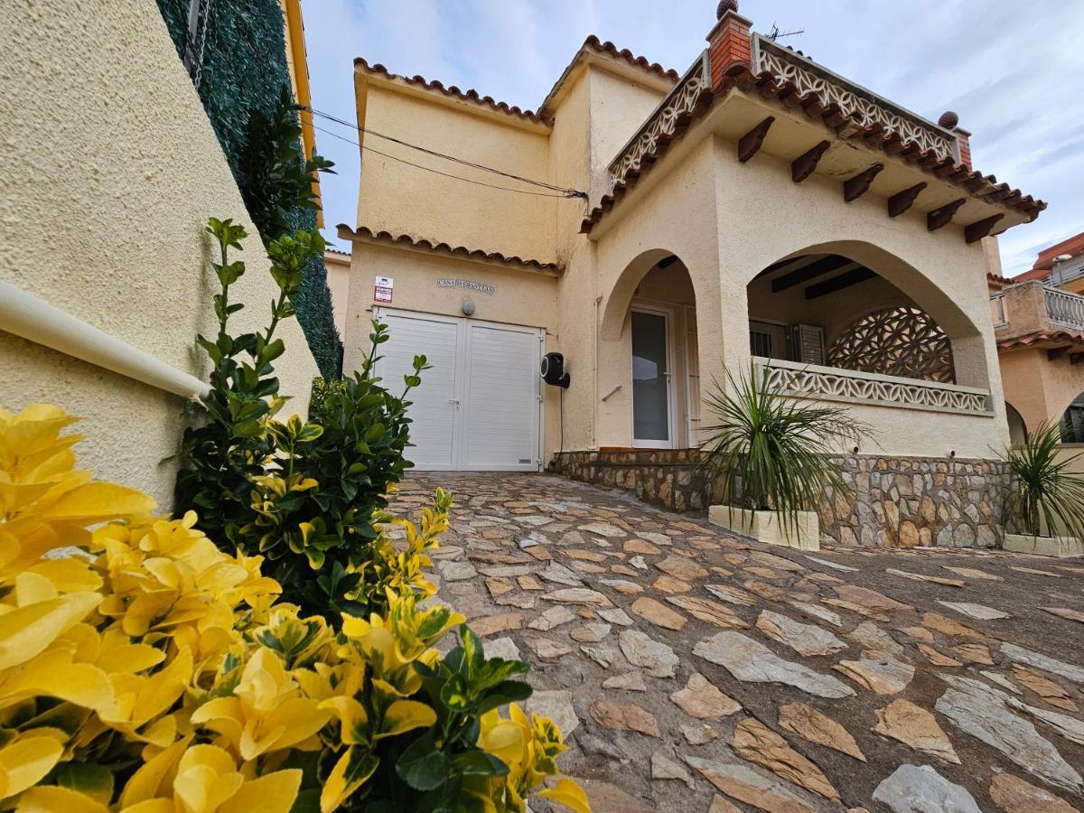 Villa Casa Sebastian L' Escala Esterno foto
